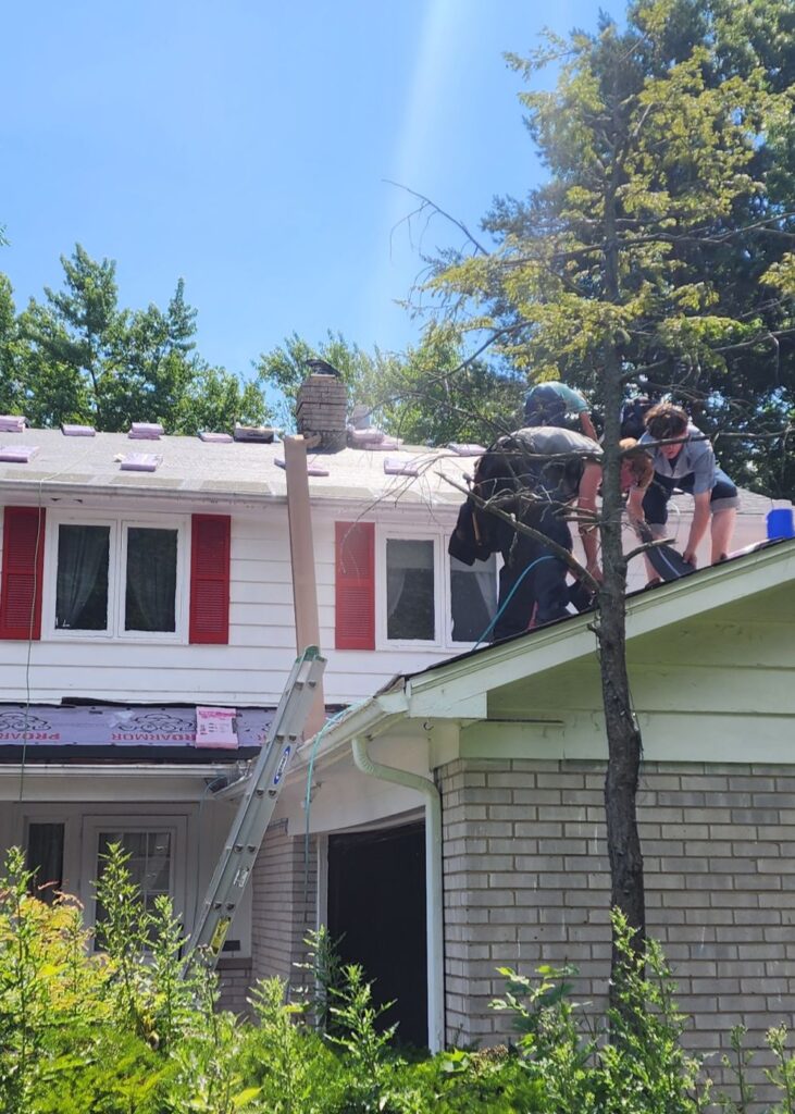 img-1-amish-roofing.jpg